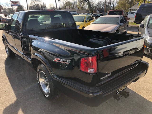 2003 Chevrolet S-10 for sale at Extreme Auto Plaza in Des Moines, IA