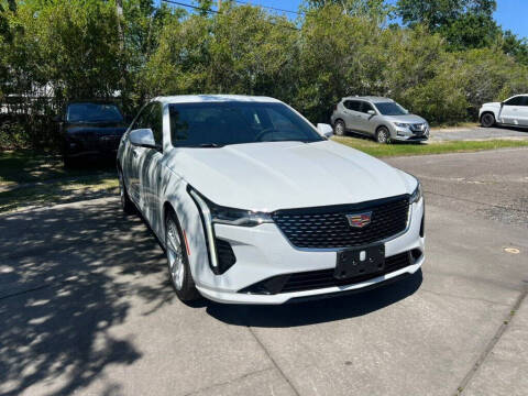 2024 Cadillac CT4 Luxury