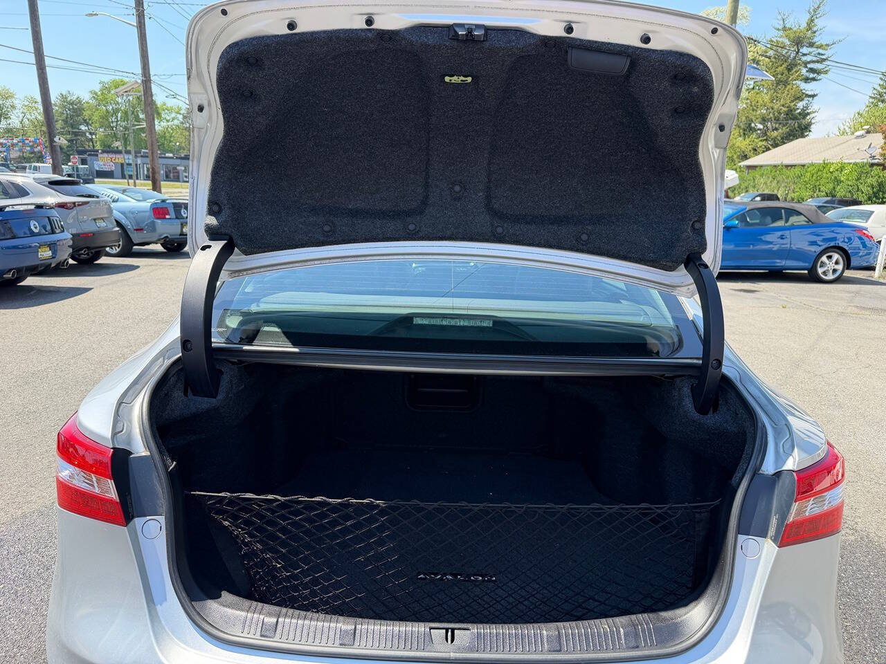 2013 Toyota Avalon 30