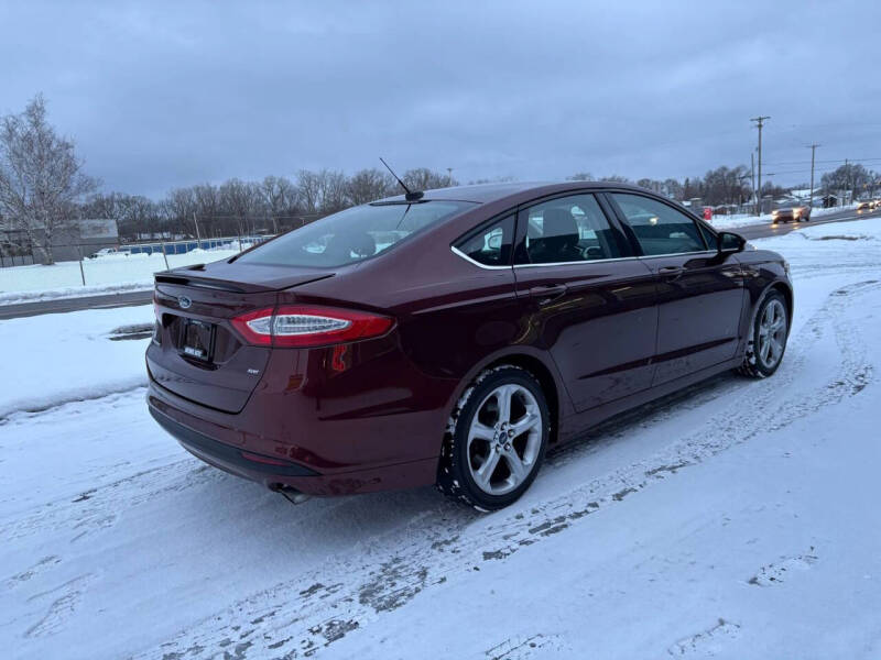 2015 Ford Fusion SE
