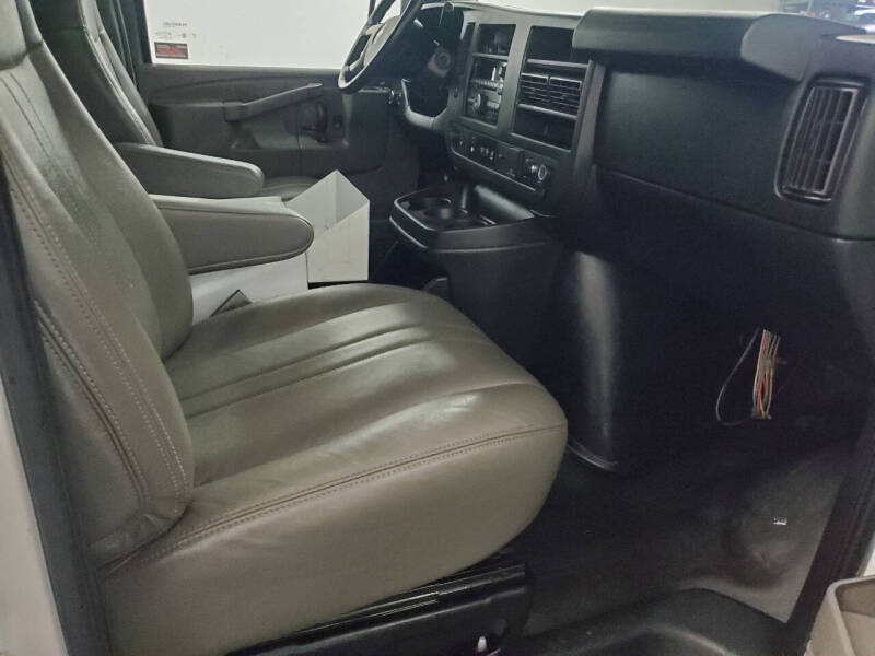 2017 Chevrolet Express 3500