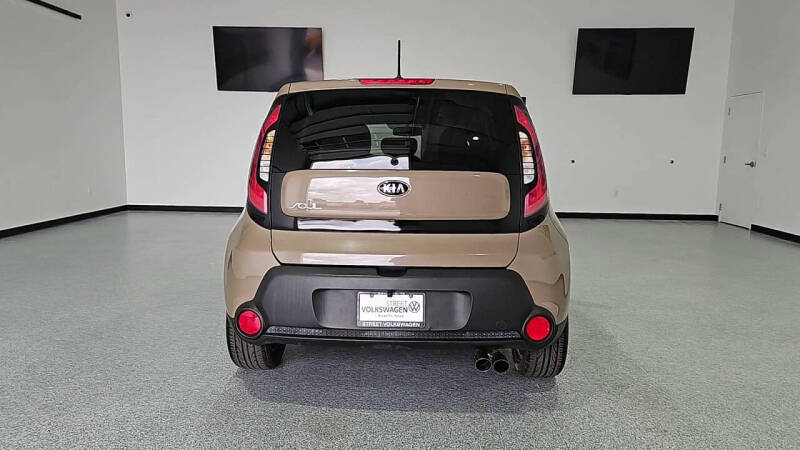 2015 Kia Soul +