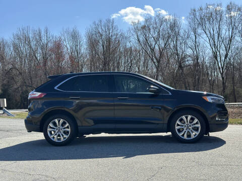 2020 Ford Edge Titanium