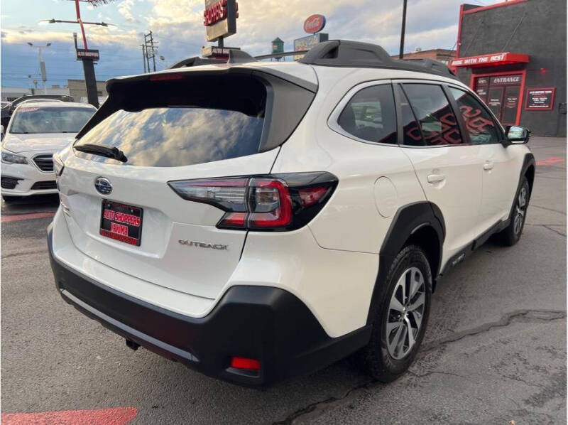 2023 Subaru Outback Premium