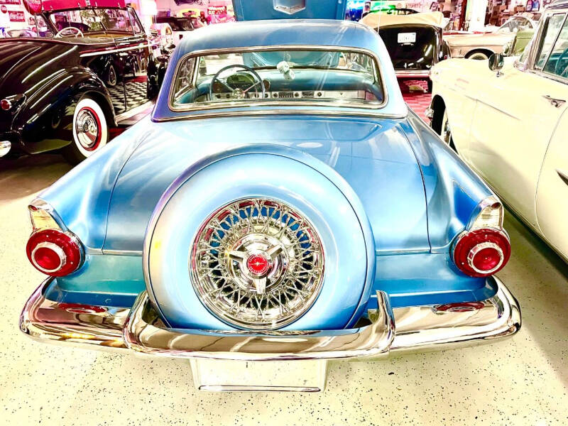 1956 Ford Thunderbird