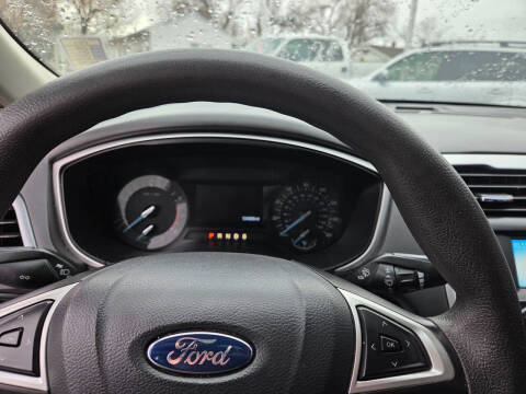 2014 Ford Fusion SE