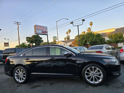 2017 Ford Taurus Limited