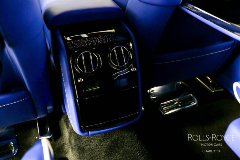 2024 Rolls-Royce Phantom EWB