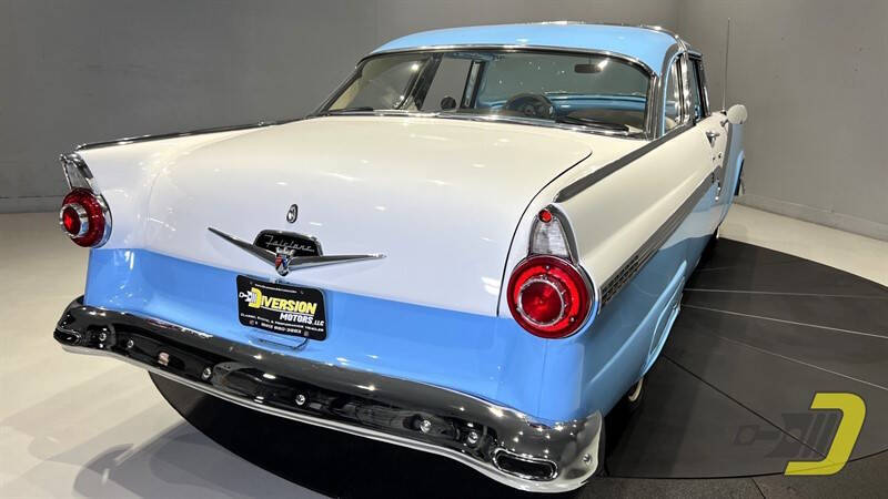 1956 Ford Crown Victoria