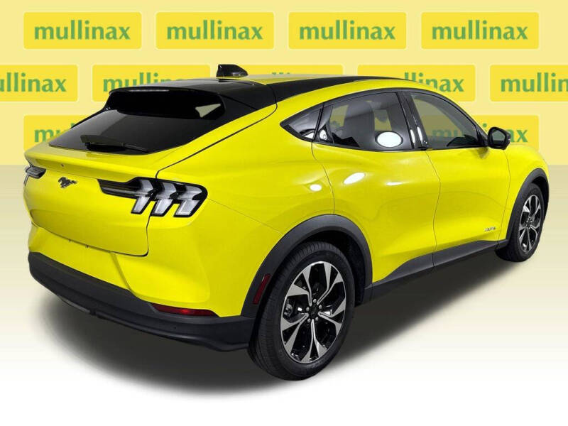 2025 Ford Mustang Mach-E Select