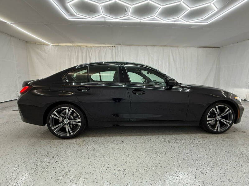 2023 BMW 3 Series 330i xDrive