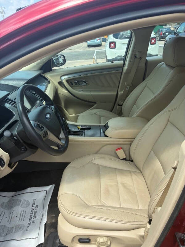 2015 Ford Taurus SEL