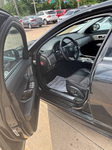 2011 Jaguar XF