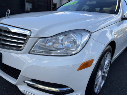 2012 Mercedes-Benz C-Class C 300 Luxury 4MATIC