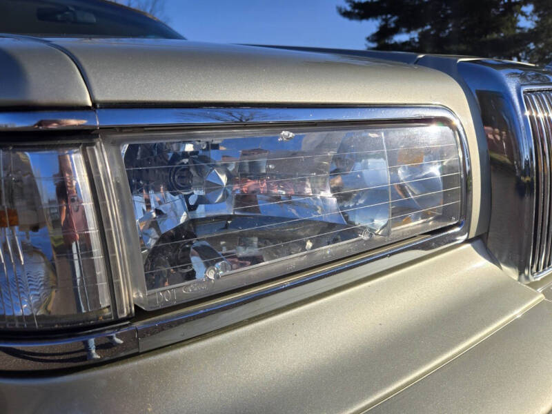 1997 Lincoln Town Car Executive