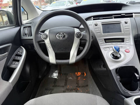 2014 Toyota Prius Plug-in Hybrid
