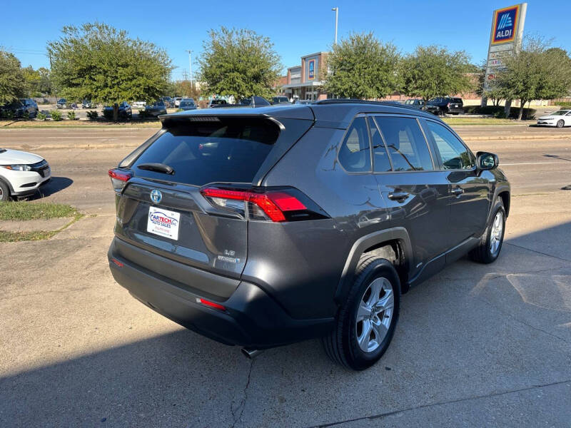 2020 Toyota RAV4 Hybrid LE