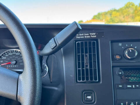 2023 Chevrolet Express 2500