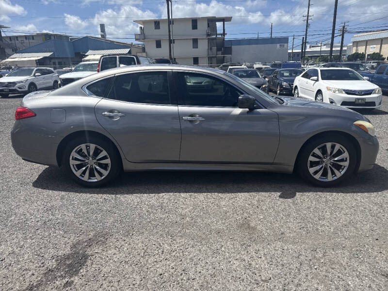 2012 Infiniti M37