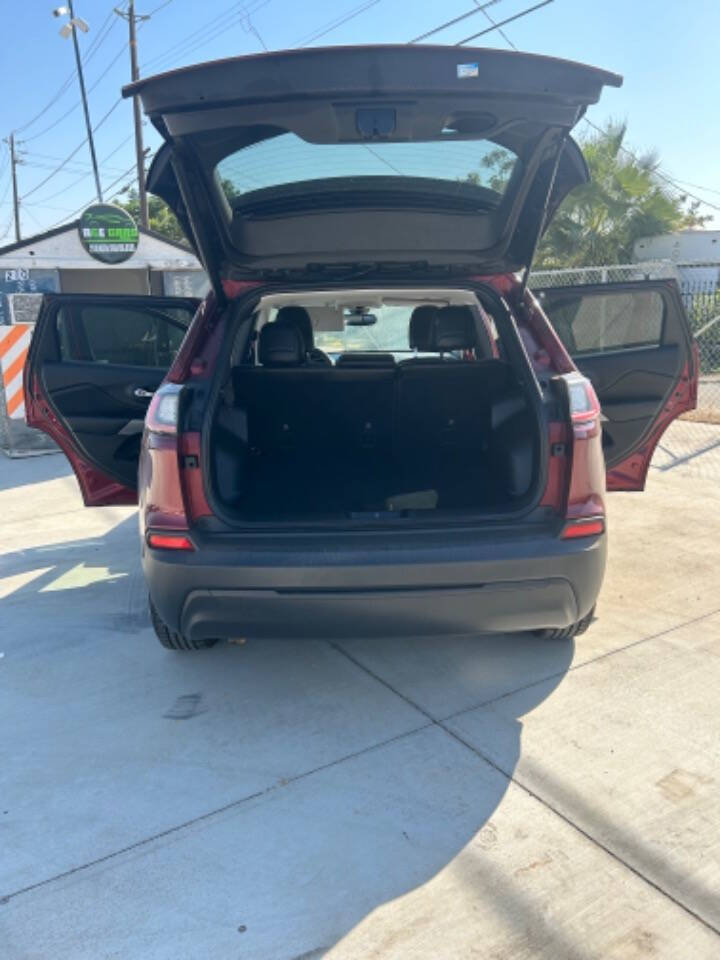 2019 Jeep Cherokee for sale at A & E Cars in Bakersfield, CA