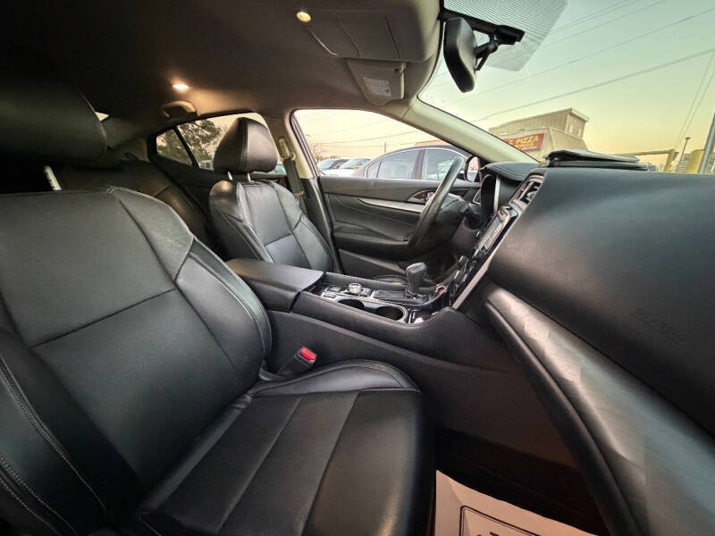 2017 Nissan Maxima 3.5 SV