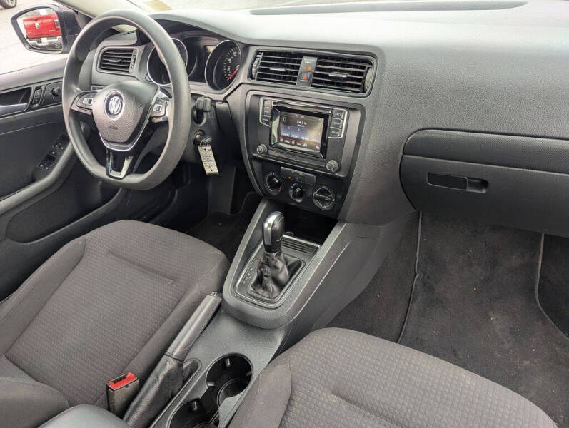 2016 Volkswagen Jetta