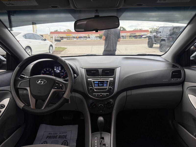 2015 Hyundai Accent GS