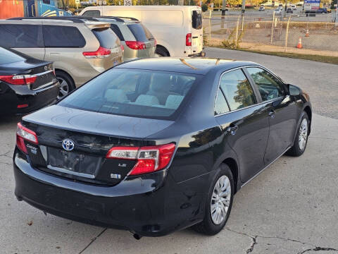 2013 Toyota Camry Hybrid LE
