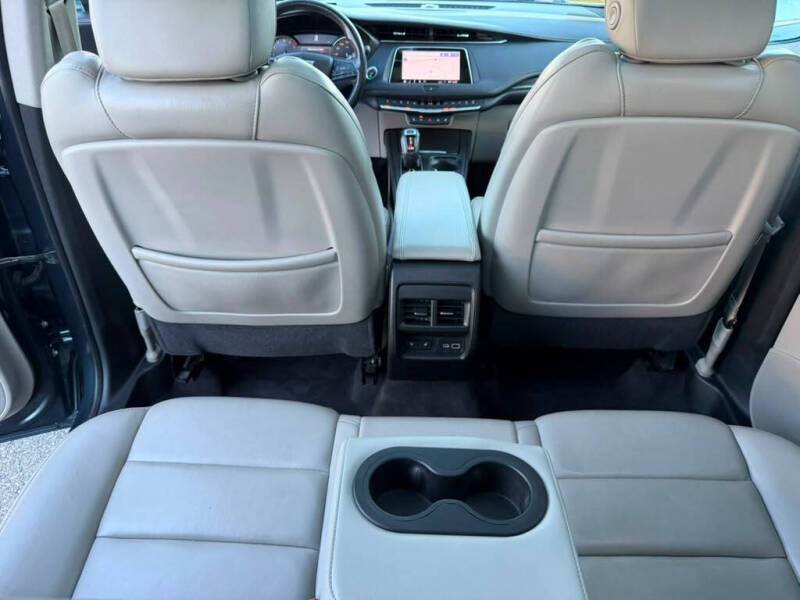2019 Cadillac XT4 Premium Luxury