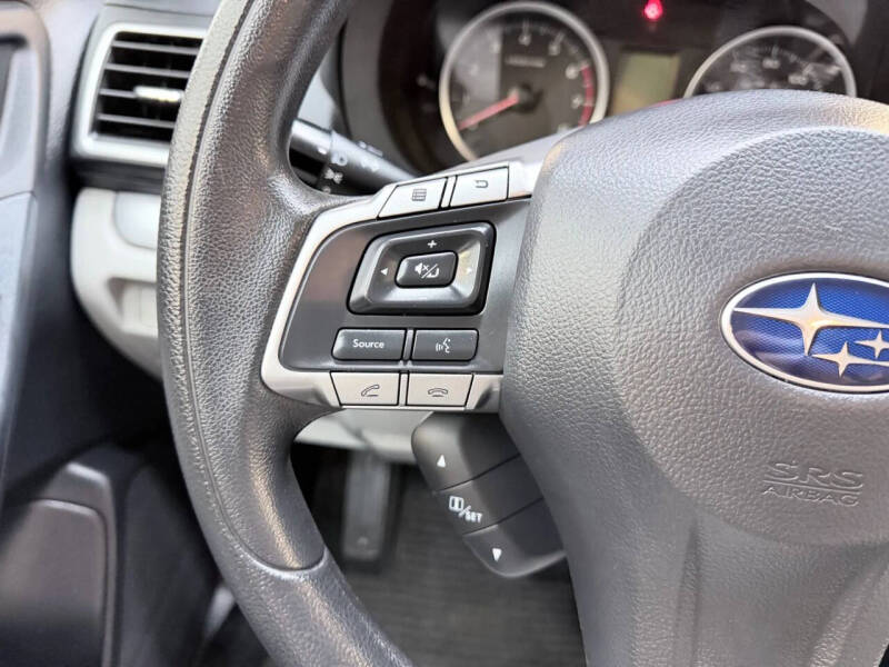 2016 Subaru Forester 2.5i