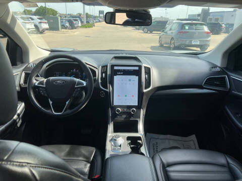 2022 Ford Edge