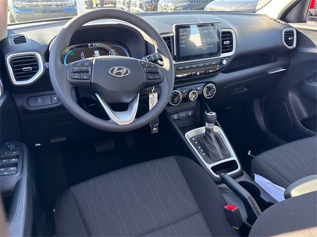 2026 Hyundai Venue SE