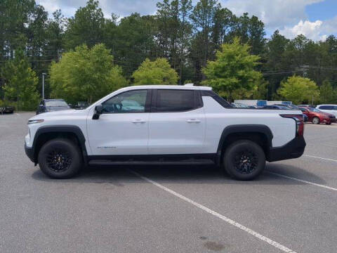 2025 Chevrolet Silverado EV LT