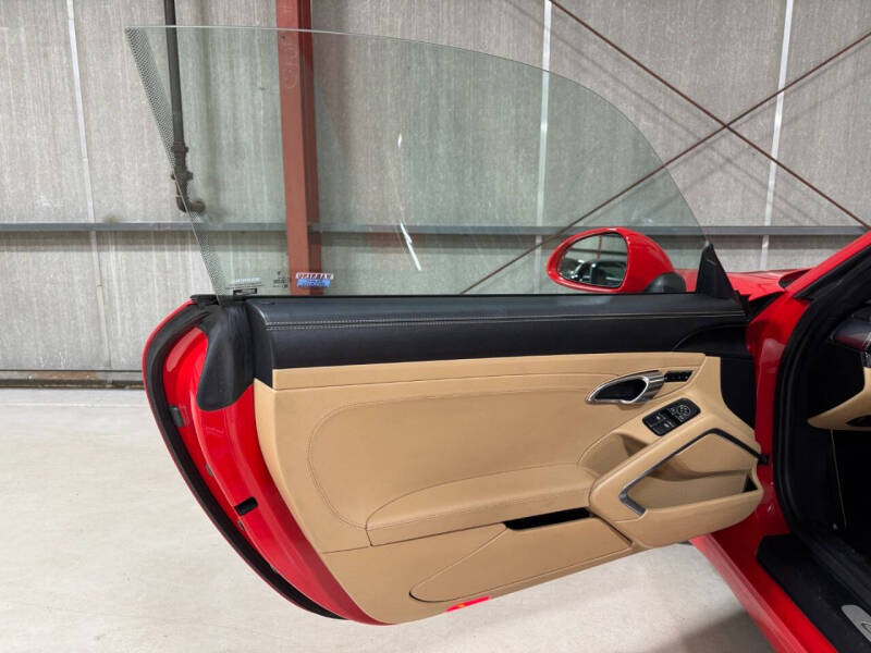 2018 Porsche 911 Carrera