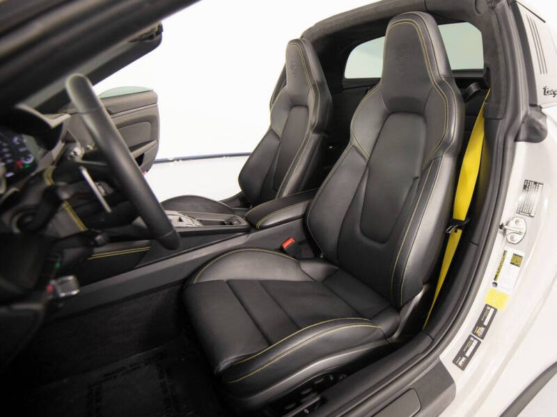 2022 Porsche 911 Targa 4 GTS