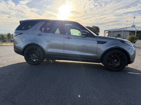 2017 Land Rover Discovery First Edition