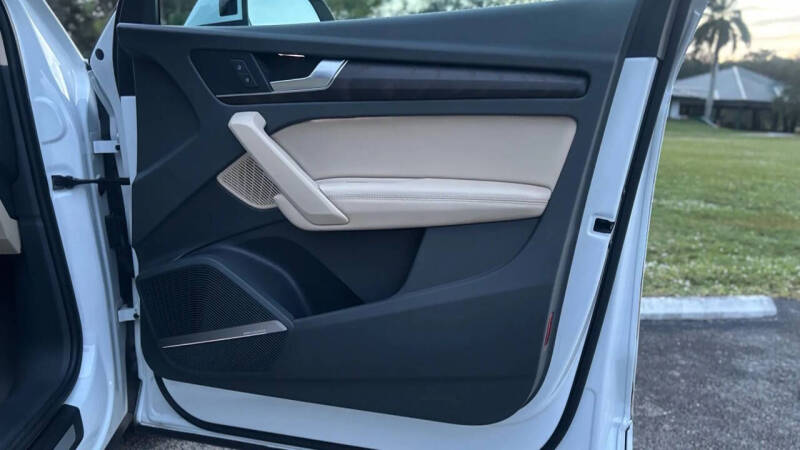 2019 Audi Q5 quattro Premium Plus 45 TFSI