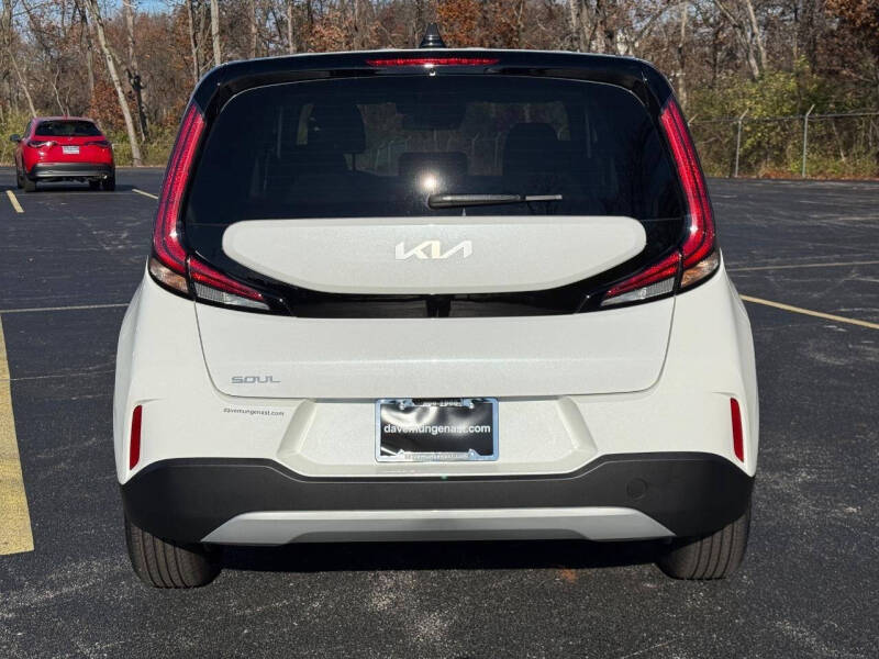 2025 Kia Soul LX