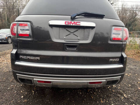 2016 GMC Acadia Denali