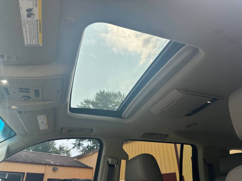 2017 GMC Yukon XL SLT