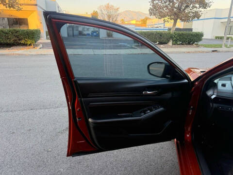 2019 Nissan Altima 2.5 SR