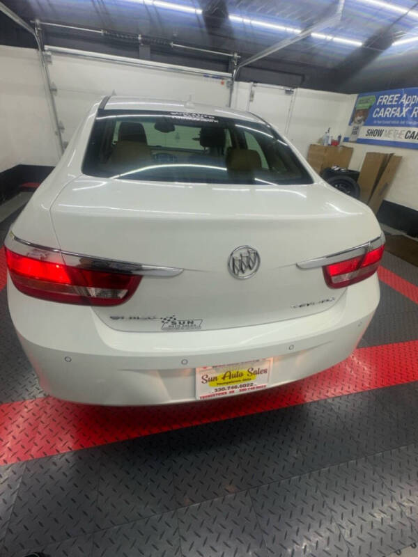 2012 Buick Verano Leather Group