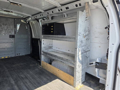 2017 Chevrolet Express 2500