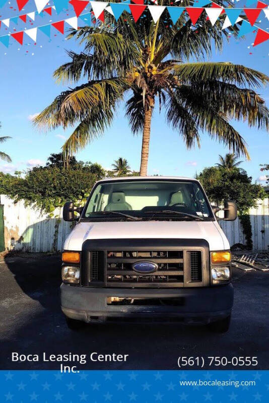 2011 Ford Econoline's photo