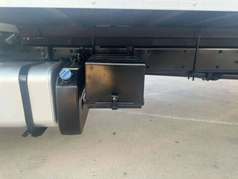 2020 Freightliner M2 106