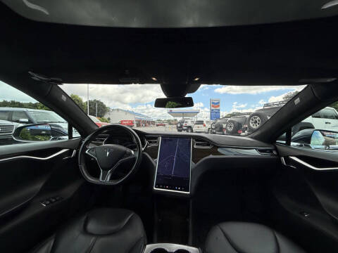 2015 Tesla Model S 85