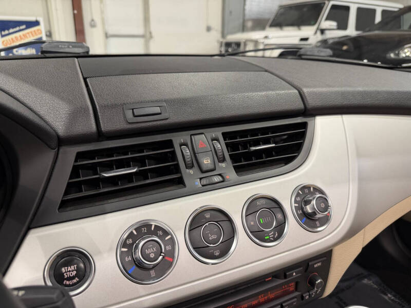 2010 BMW Z4 sDrive30i