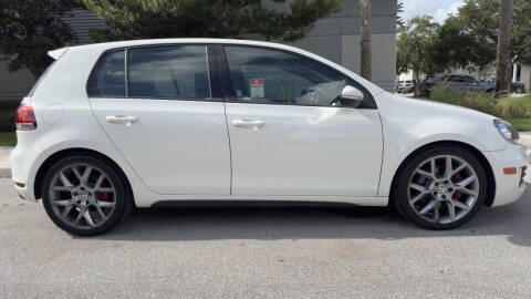 2013 Volkswagen GTI Wolfsburg Edition