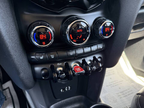 2017 MINI Hardtop 2 Door Cooper