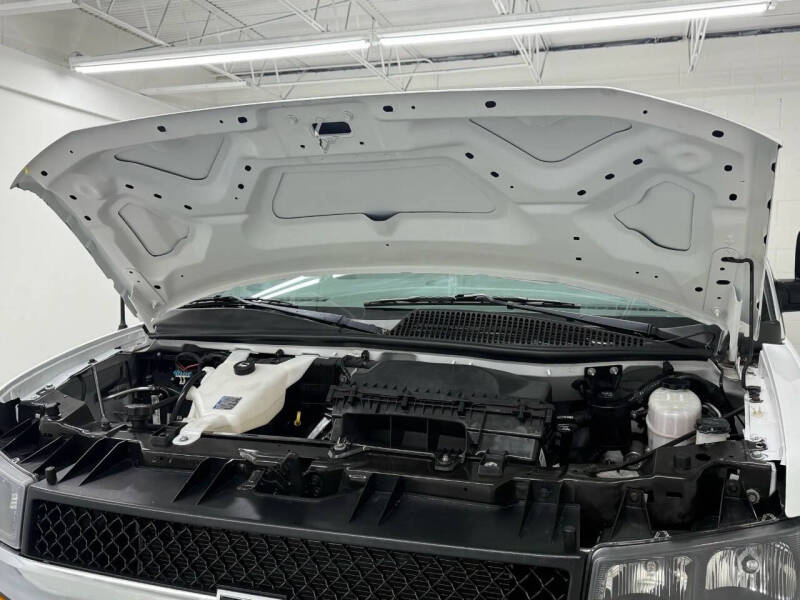 2021 Chevrolet Express 2500